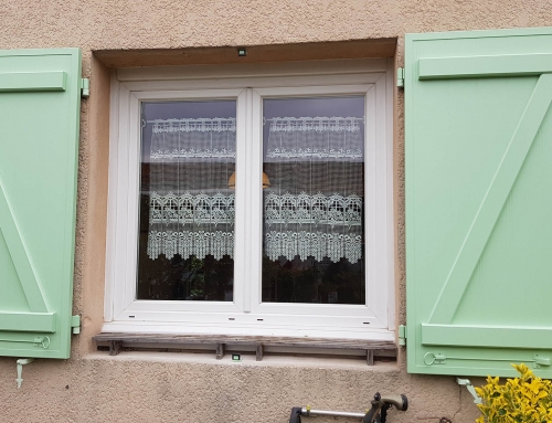 Remplacement de Fenêtres en Bois par des Menuiseries PVC à Rousset